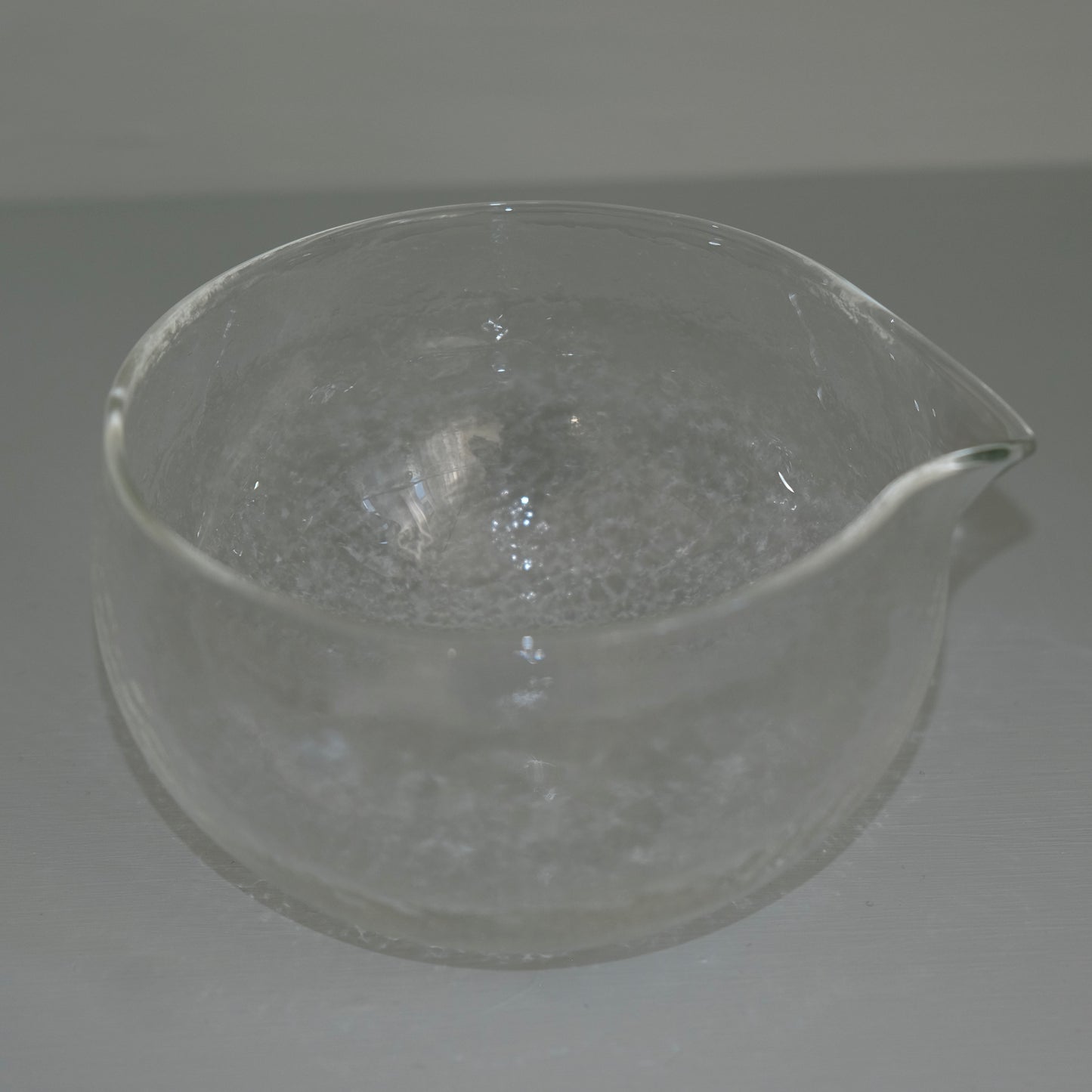 Textured Glass Matcha Bowl with Spout